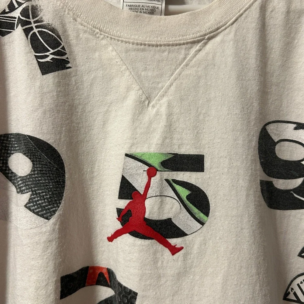 Vintage Jordan T Shirt XXL White All Over Print Graphic Y2K Streetwear Sneakers